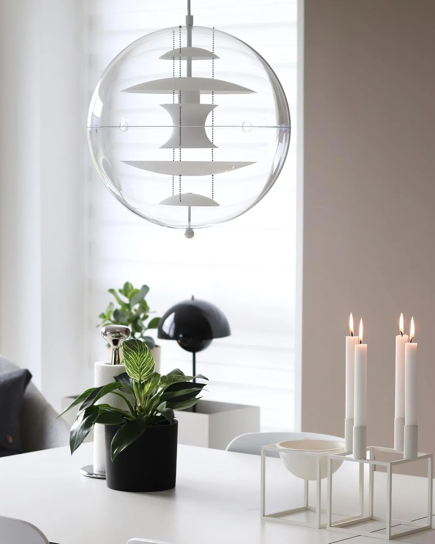 Round Sphere Pendant Lamp