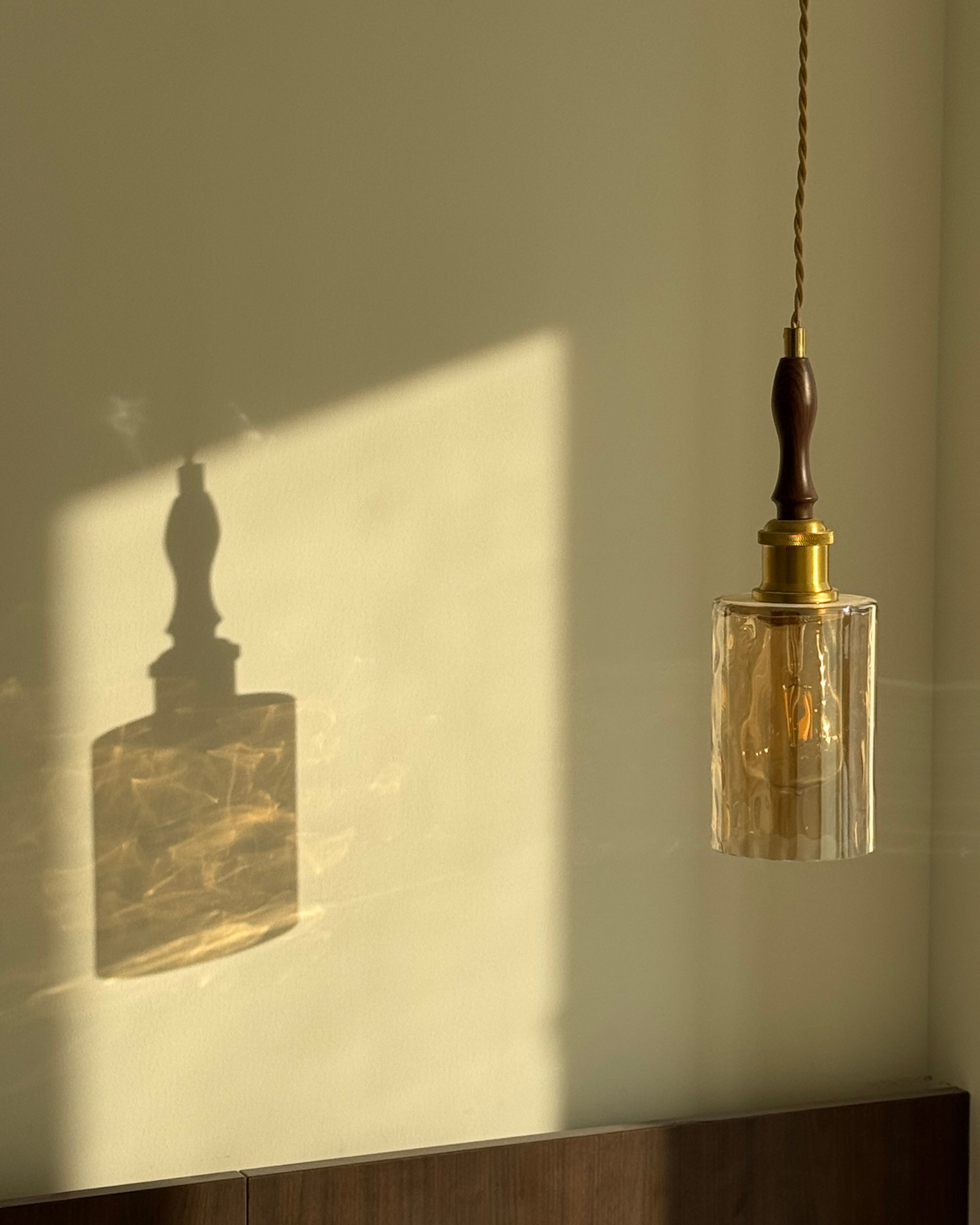 Ruelle Glass Pendant Light 
