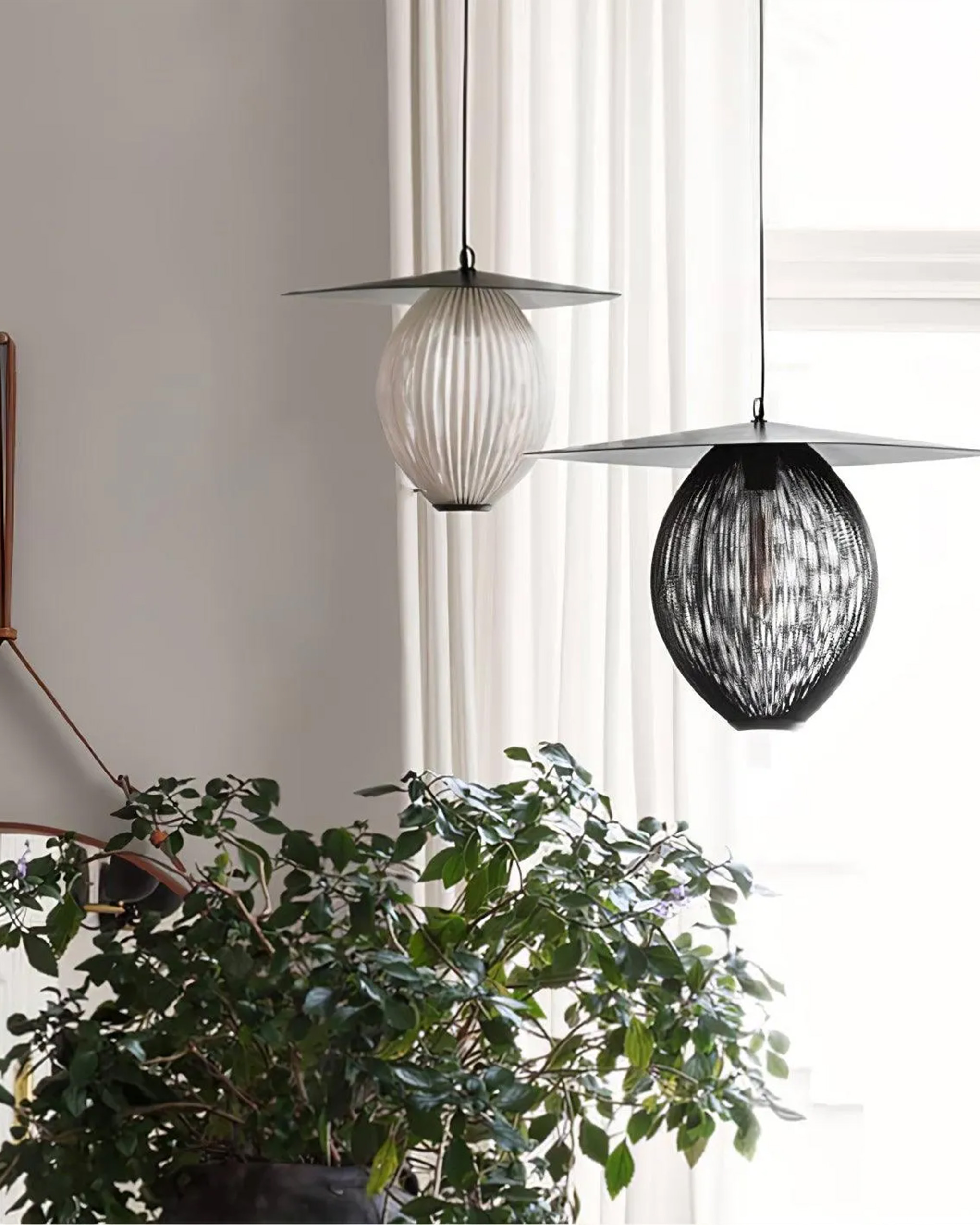 Satellite Pendant Lamp