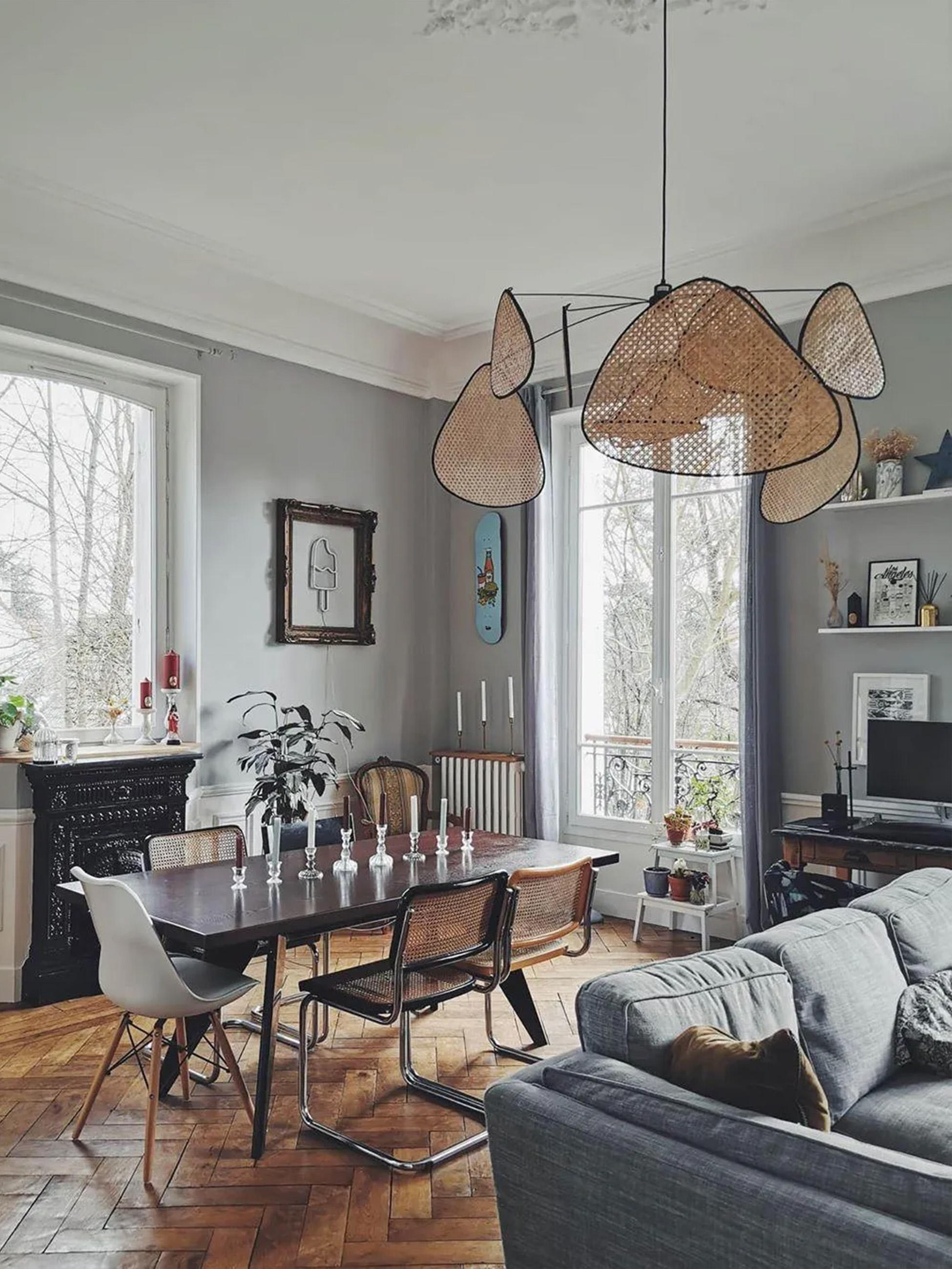 Screen Cannage Suspension