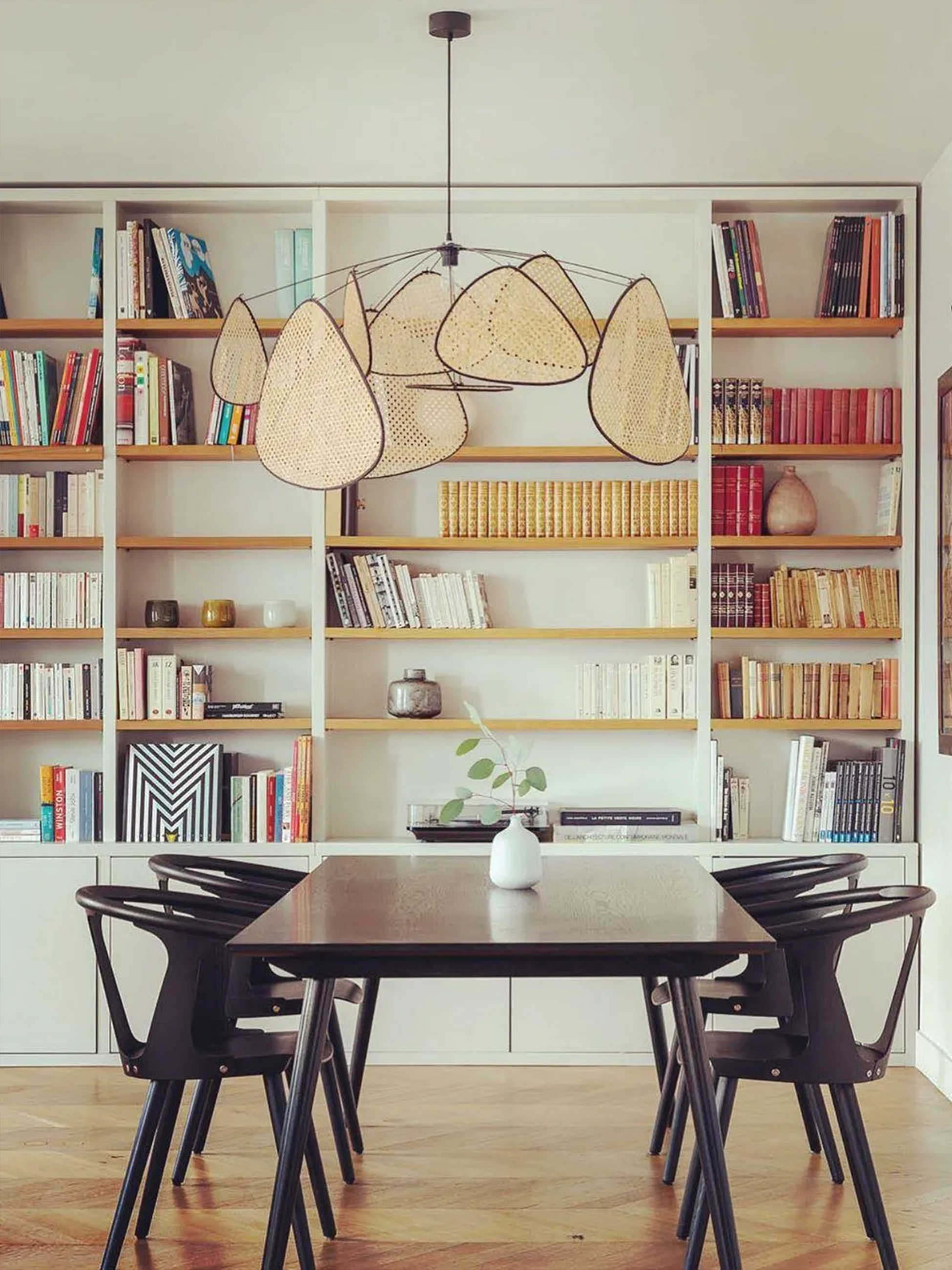 Screen Cannage Suspension