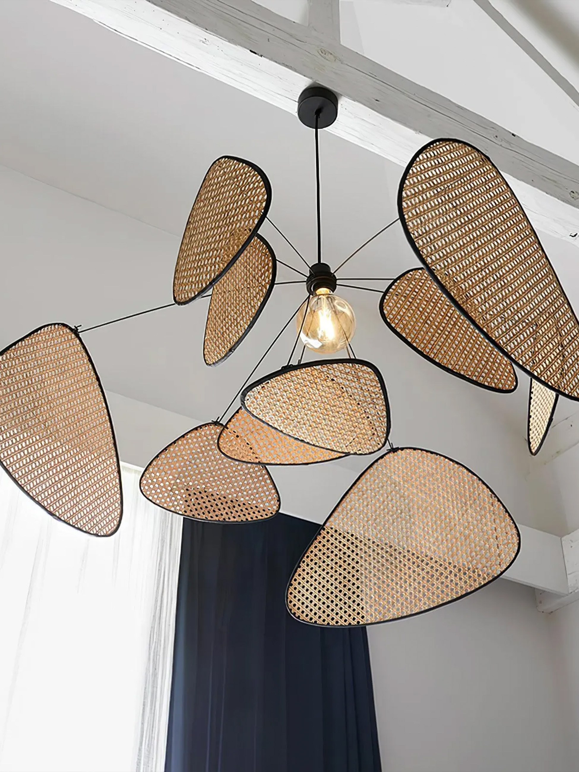 Screen Cannage Suspension