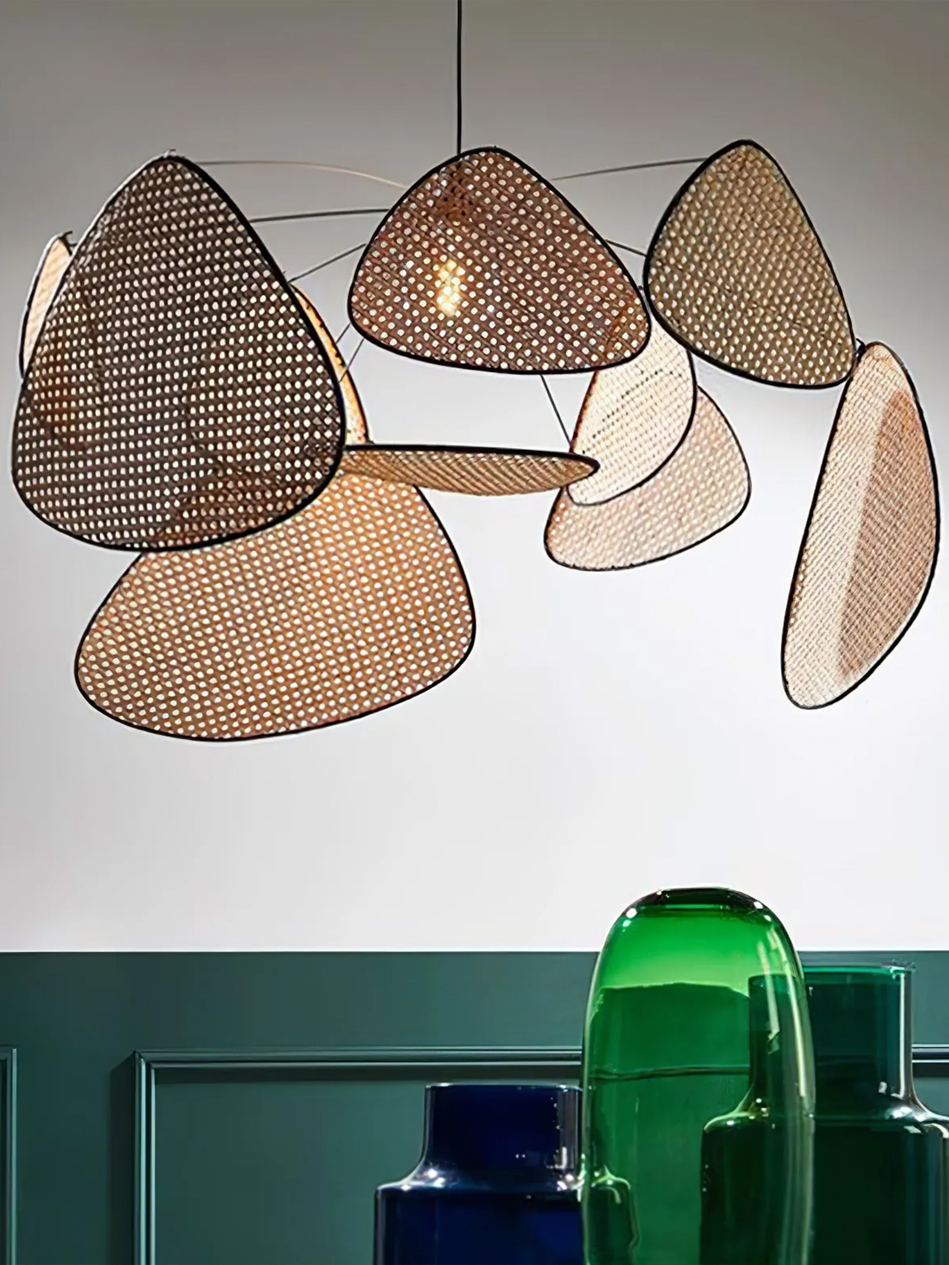 Screen Cannage Suspension