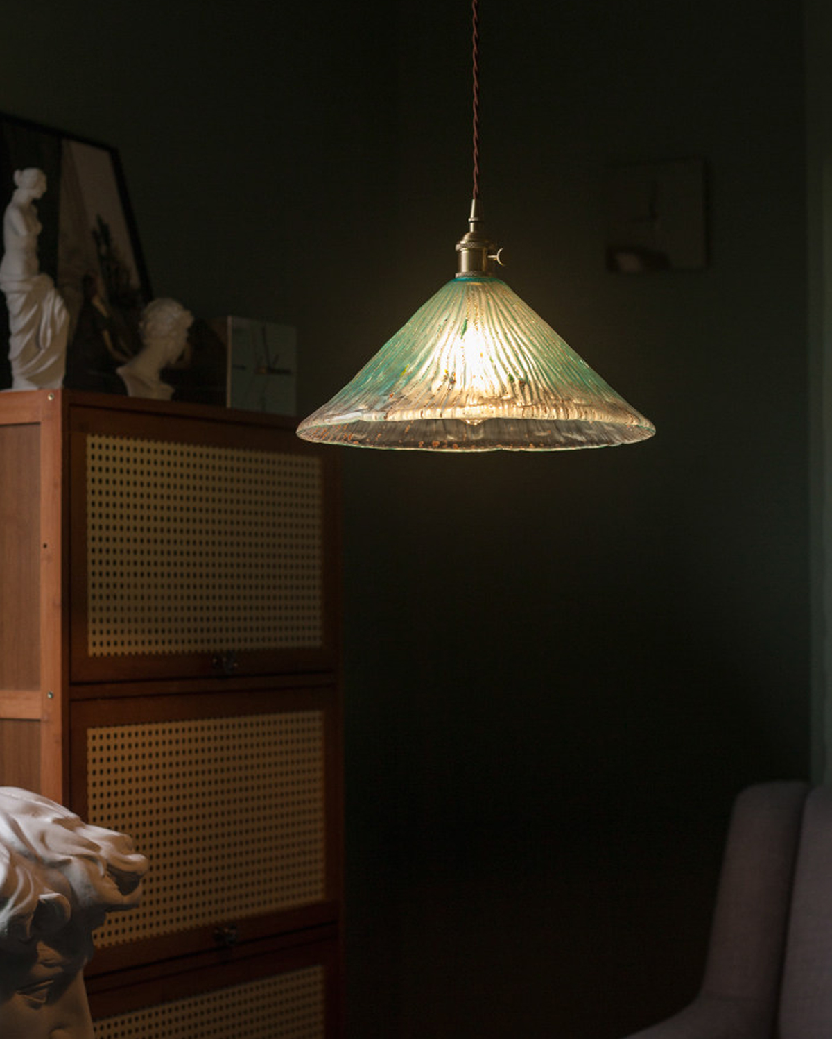 Sea Bloom Glass Pendant Light