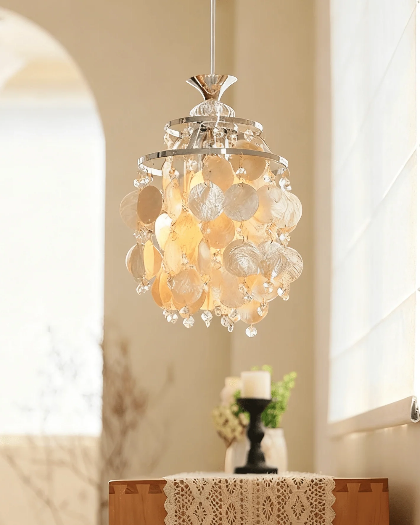 Shell Disc Pendant Light