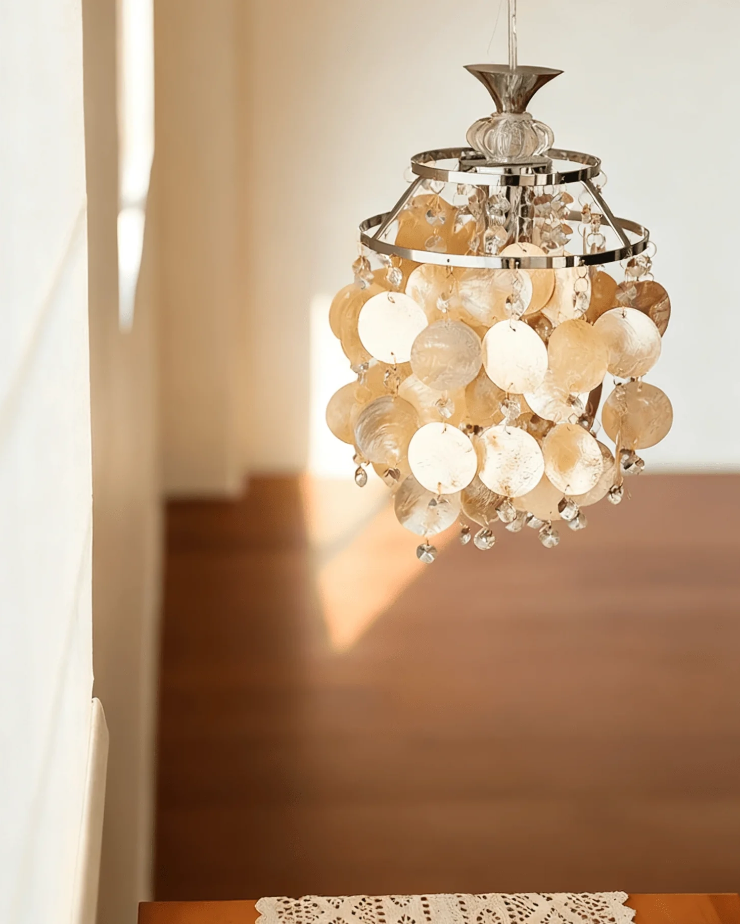 Shell Disc Pendant Light
