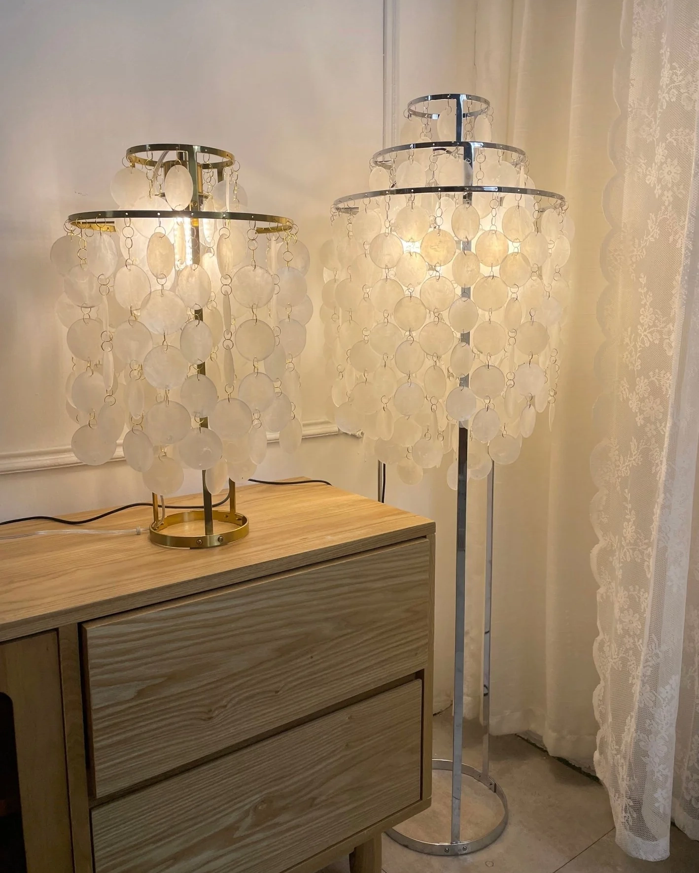 Round Shell Floor Lamp