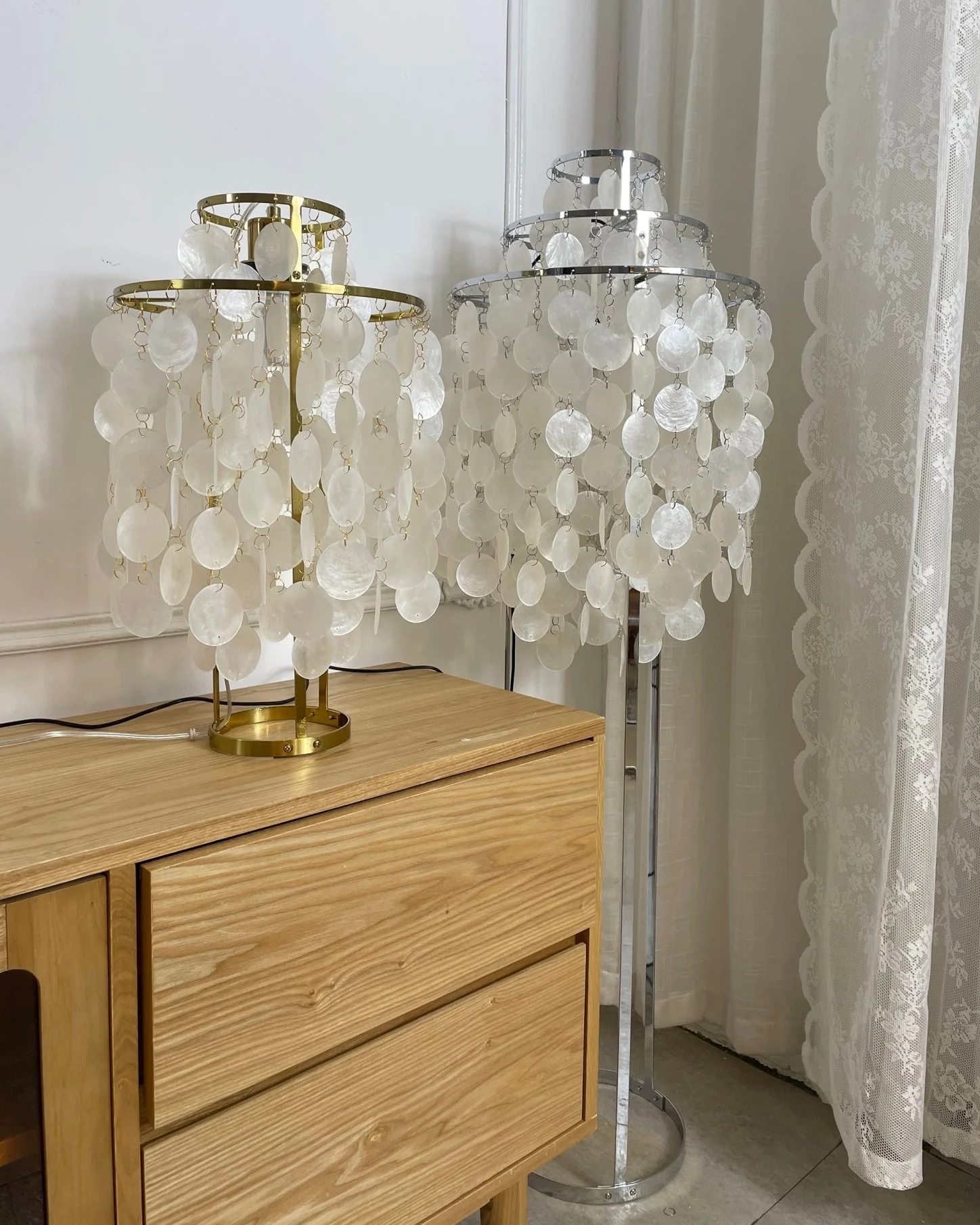 Round Shell Floor Lamp