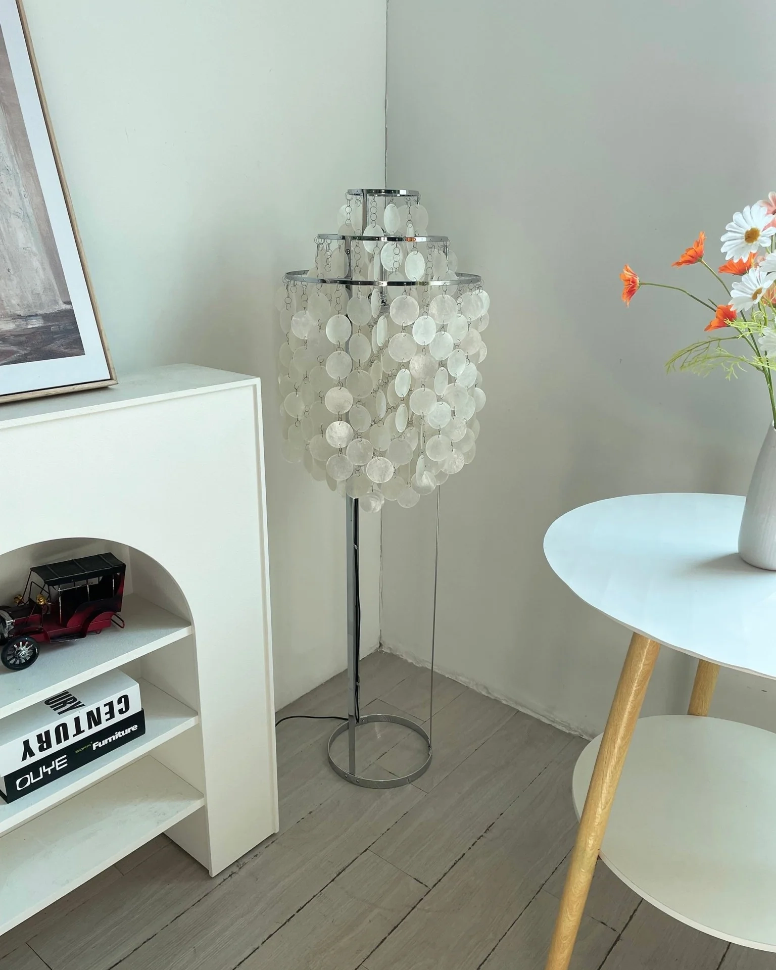 Round Shell Floor Lamp