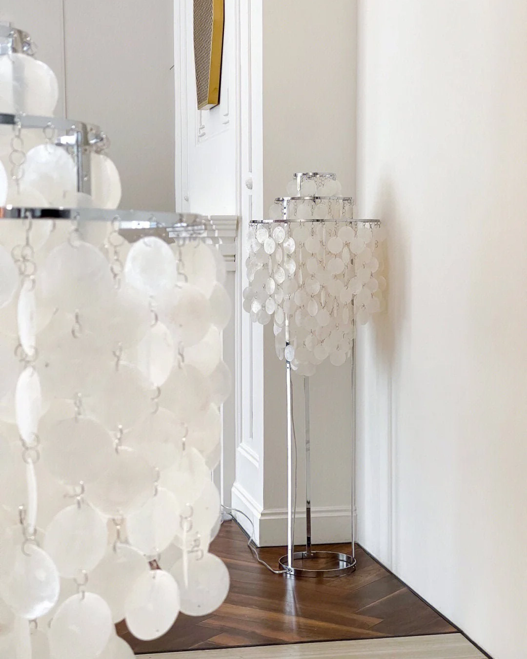 Round Shell Floor Lamp