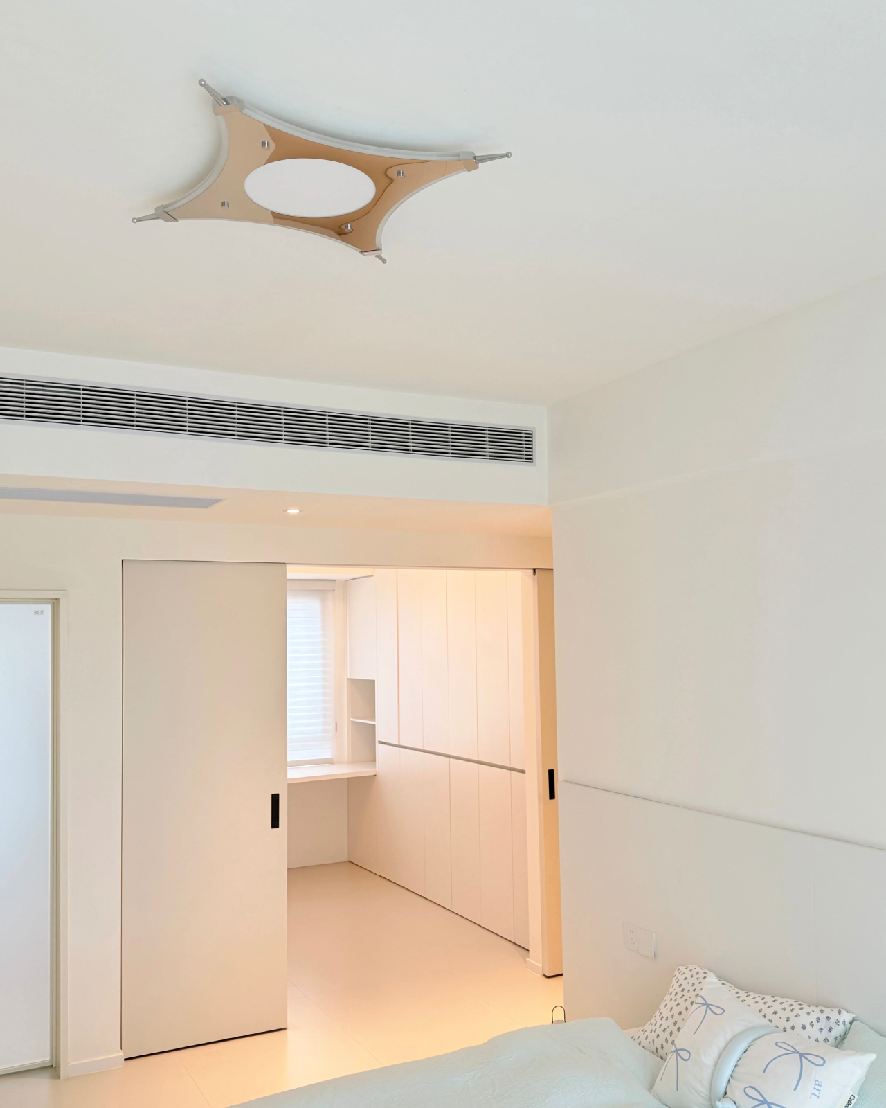 Siderea Ceiling Light