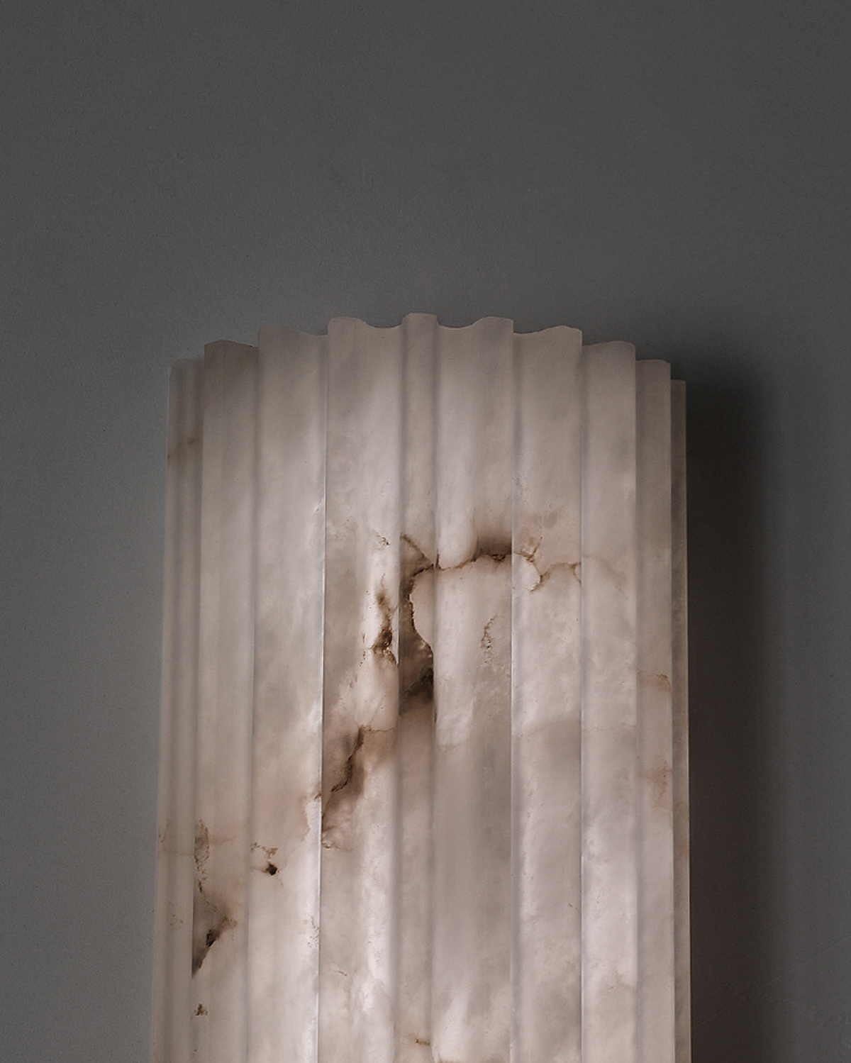 Silent Vein Wall Lamp 