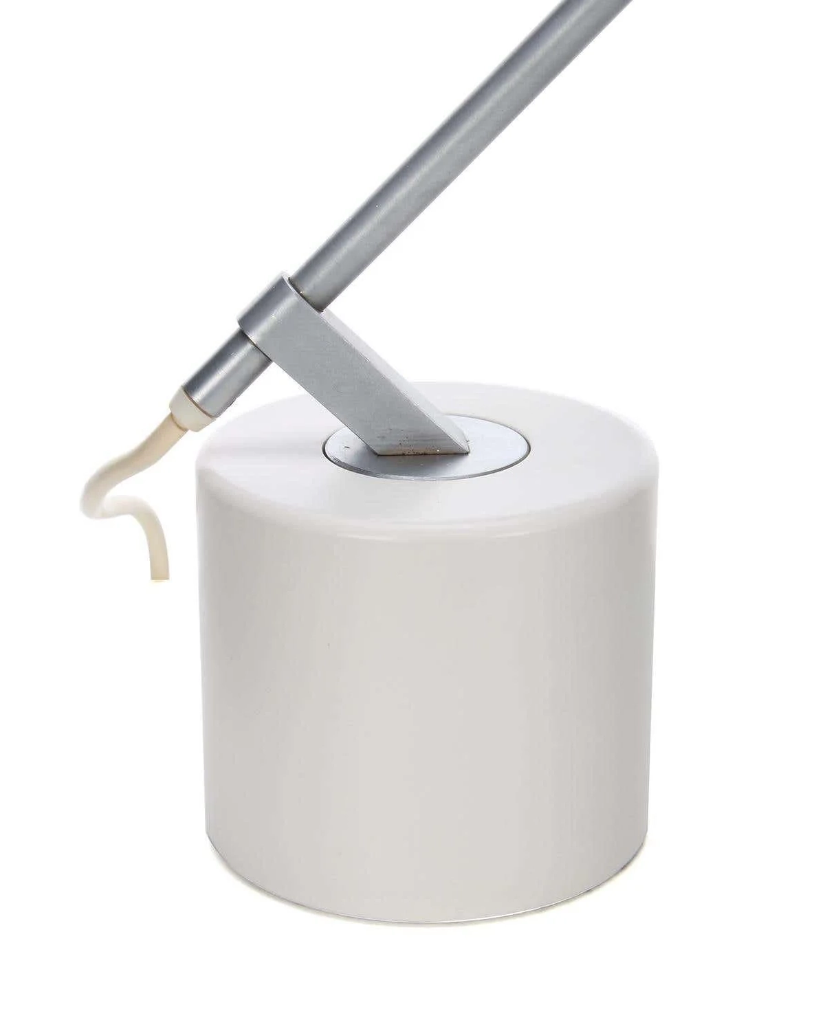 Swing White Desk Lamp