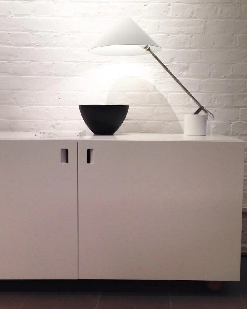 Swing White Desk Lamp