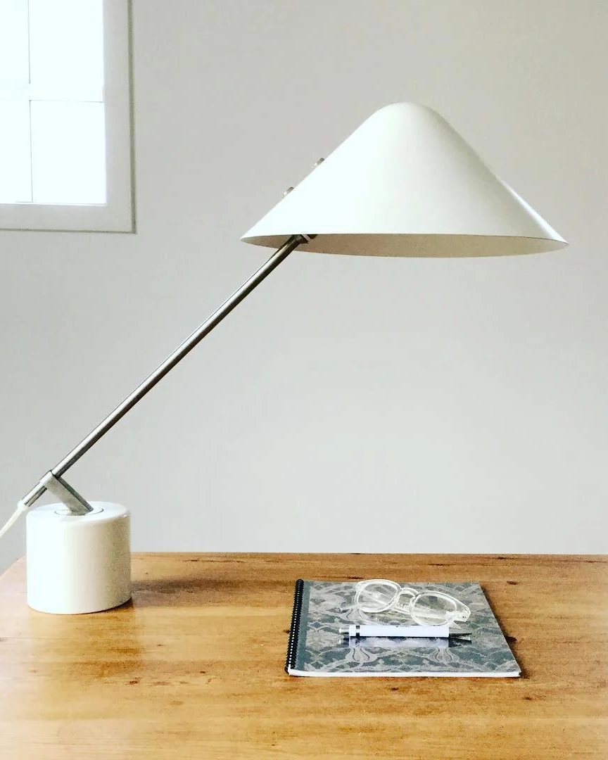 Swing White Desk Lamp