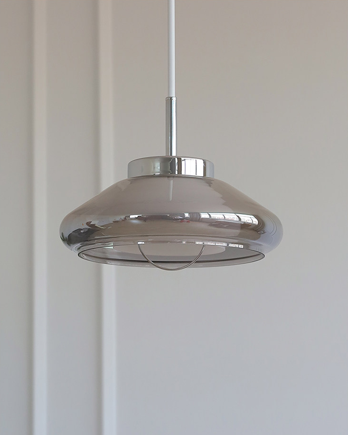  Isola Glass Pendant Light