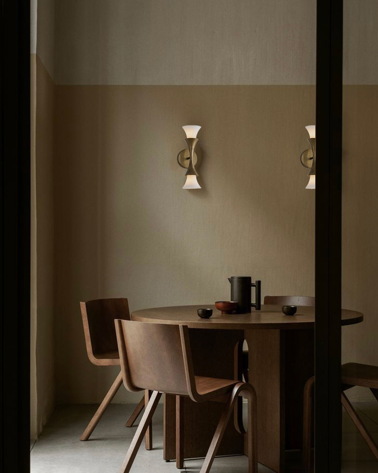 Solenne Brass Wall Light