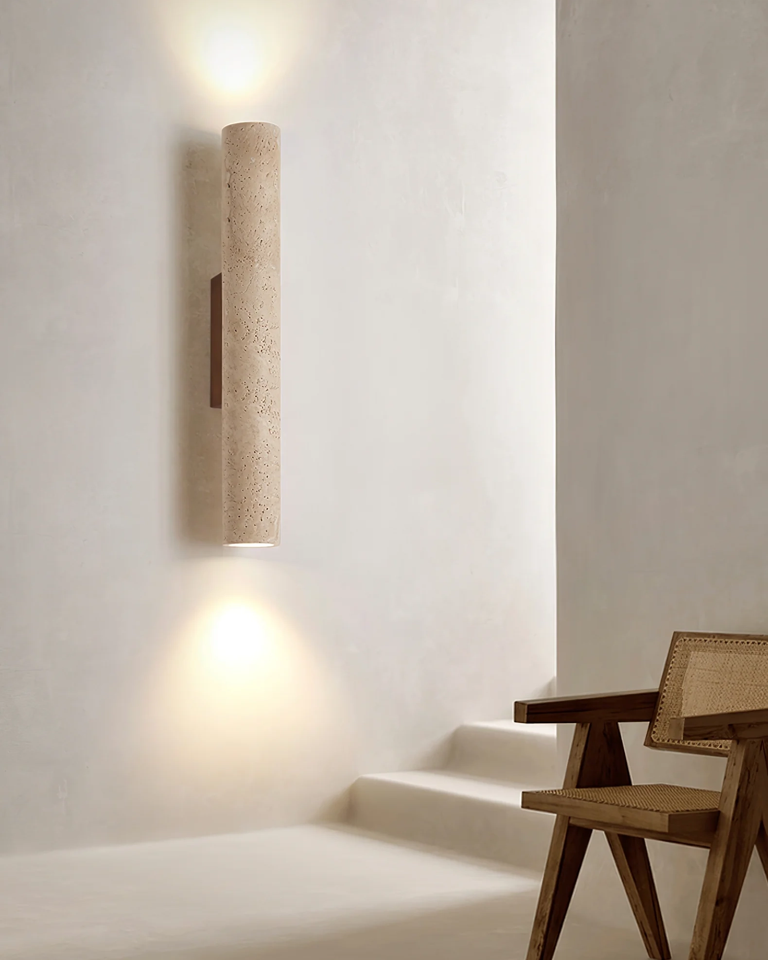 Solis Column Wall Lamp