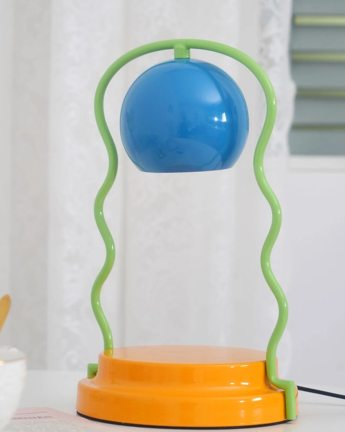 Squiggle Bright Table Lamp