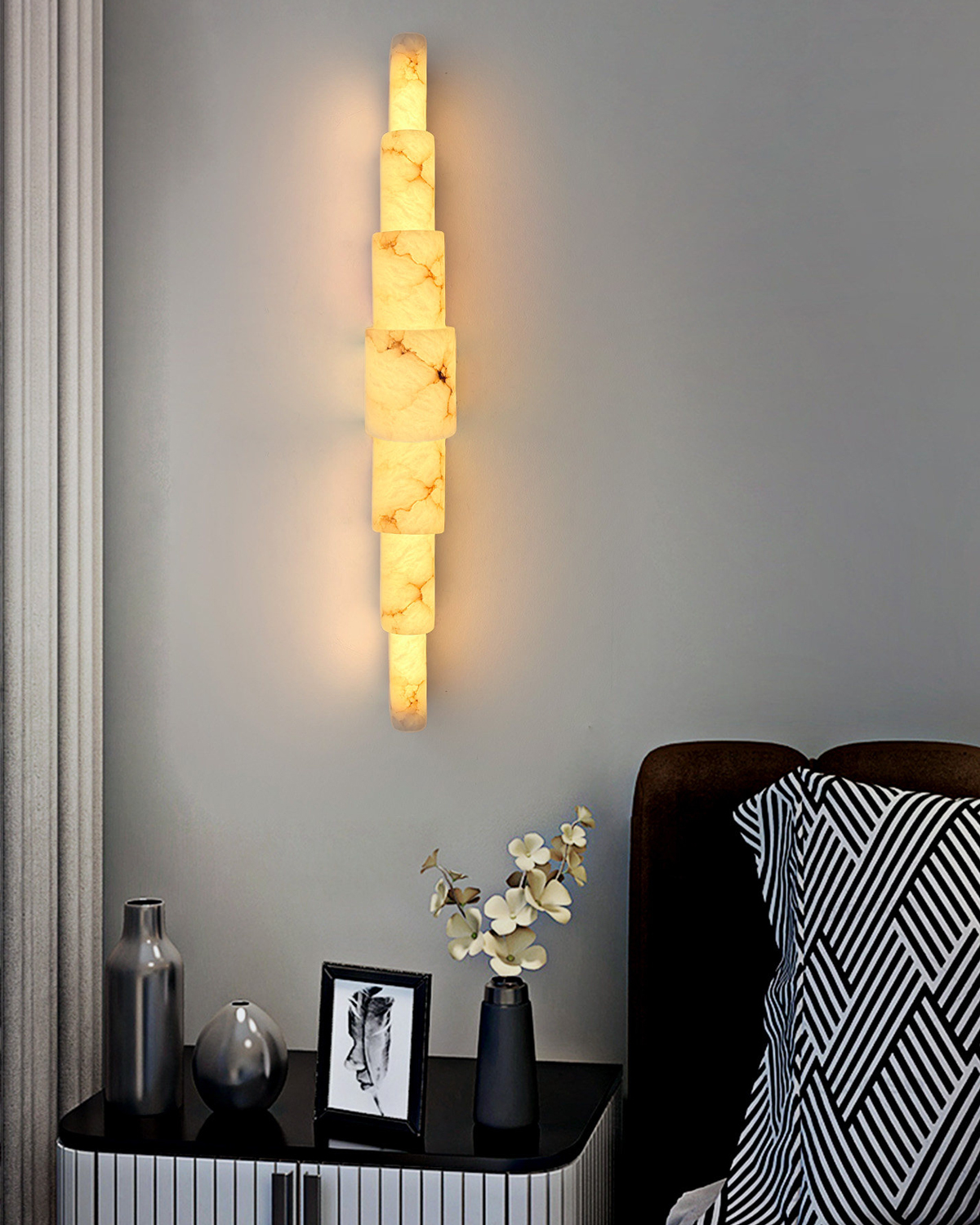 Stela Alabaster Wall Light