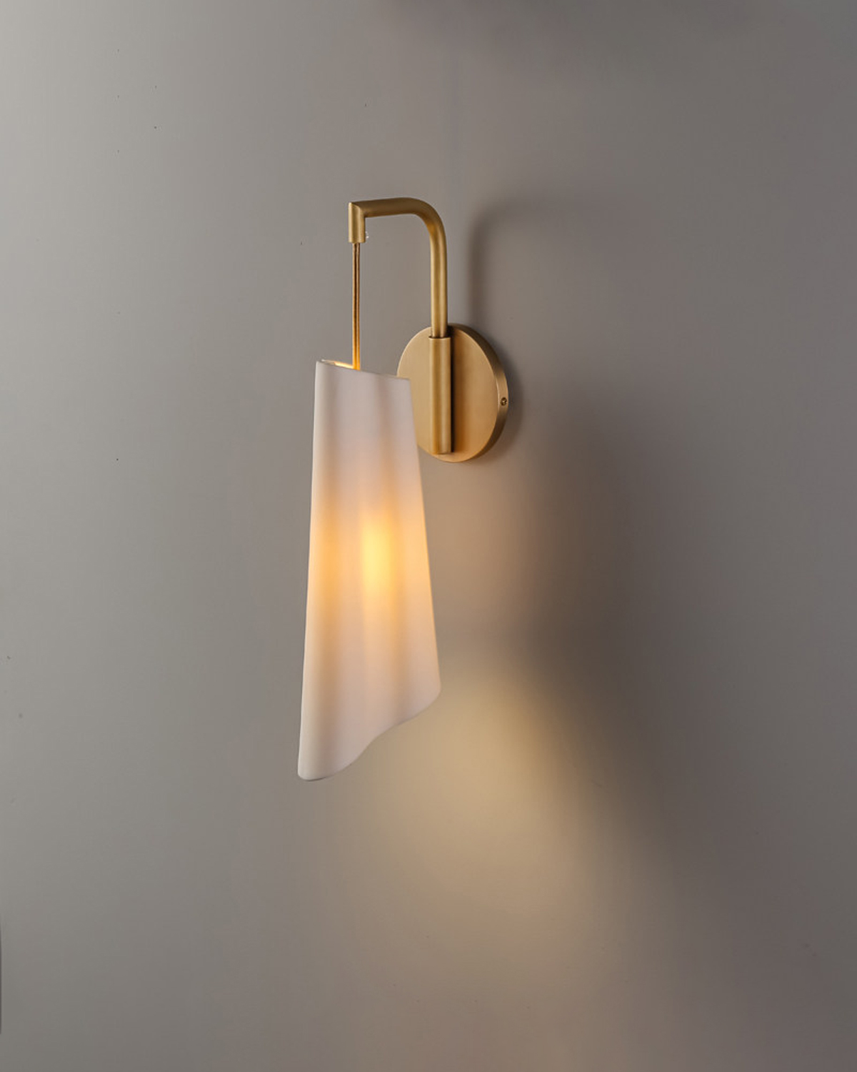 Still Glow Wall Sconce