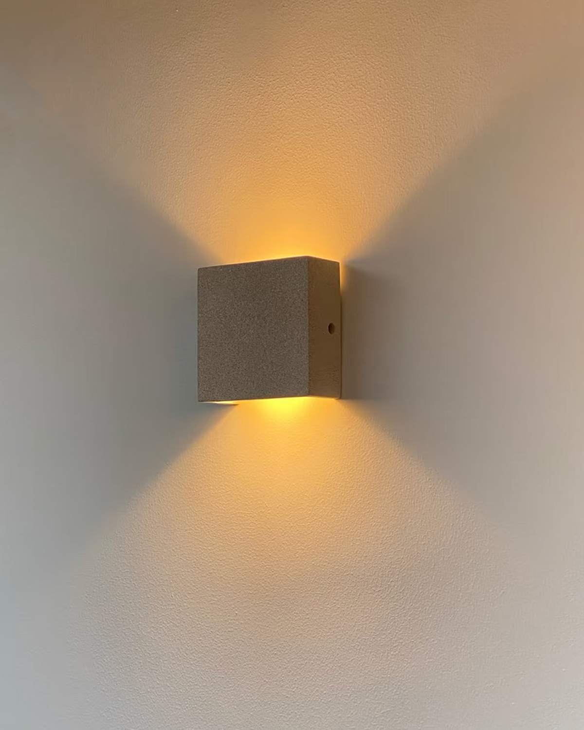 Stillstone Outdoor Wall Light 