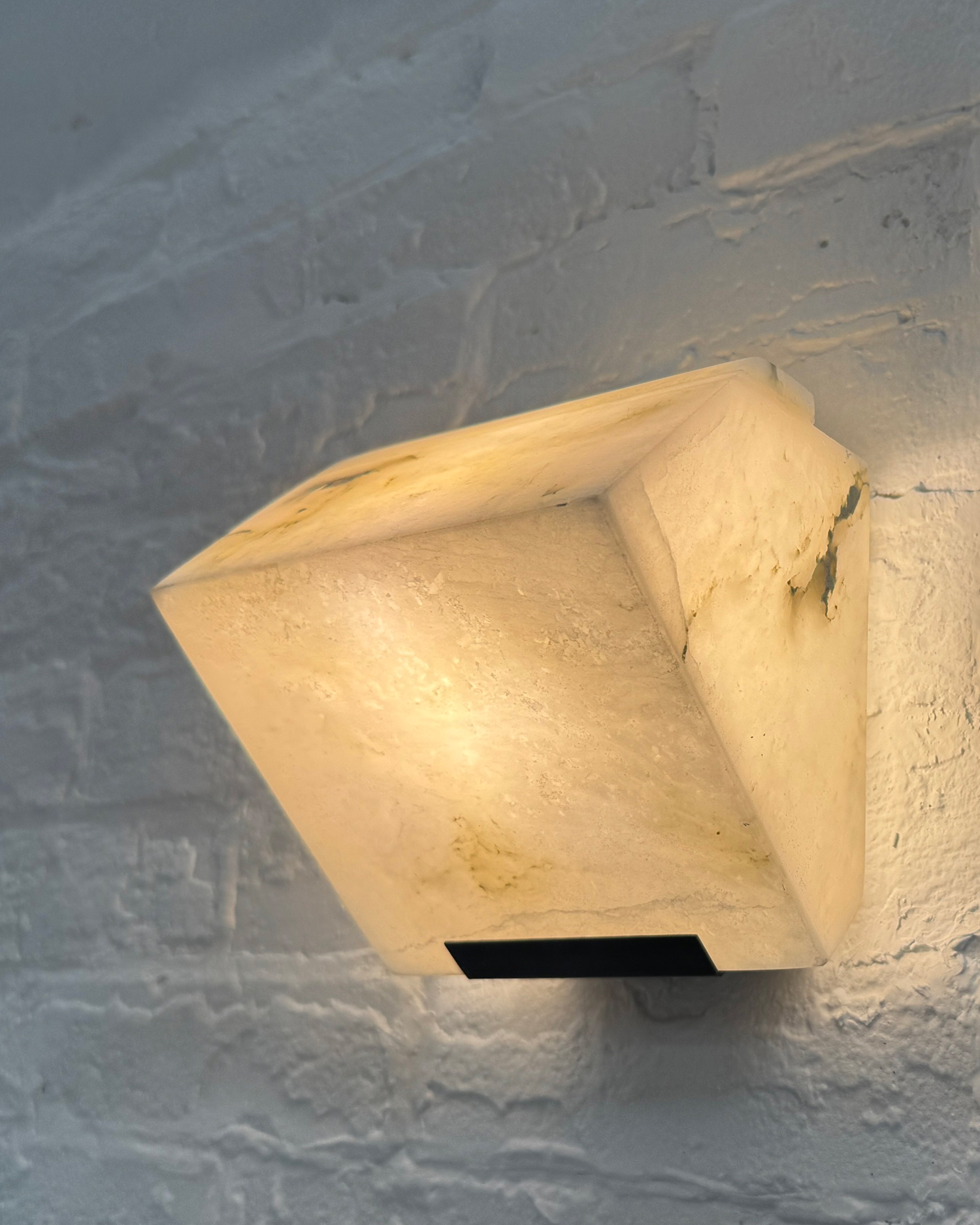 Strata Alabaster Wall Light
