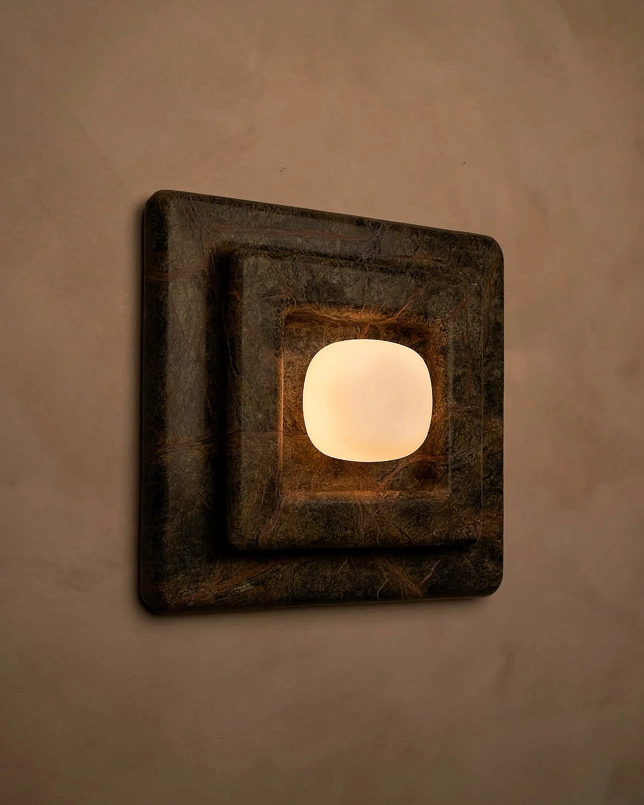 Strata Stone Wall Sconce