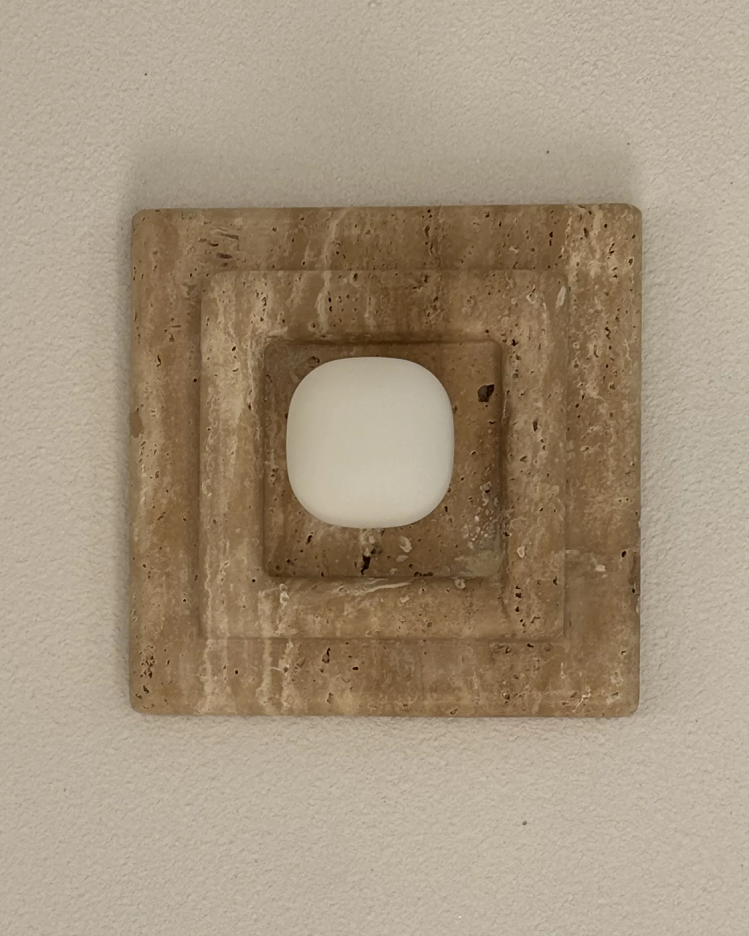 Strata Stone Wall Sconce