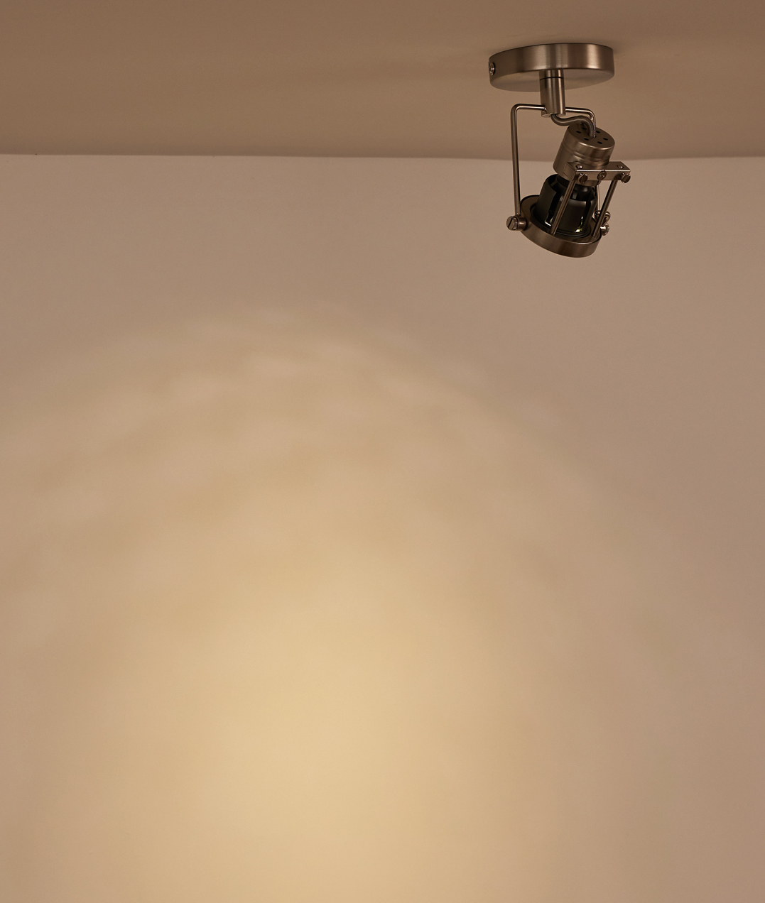 Studio Beam Downlight