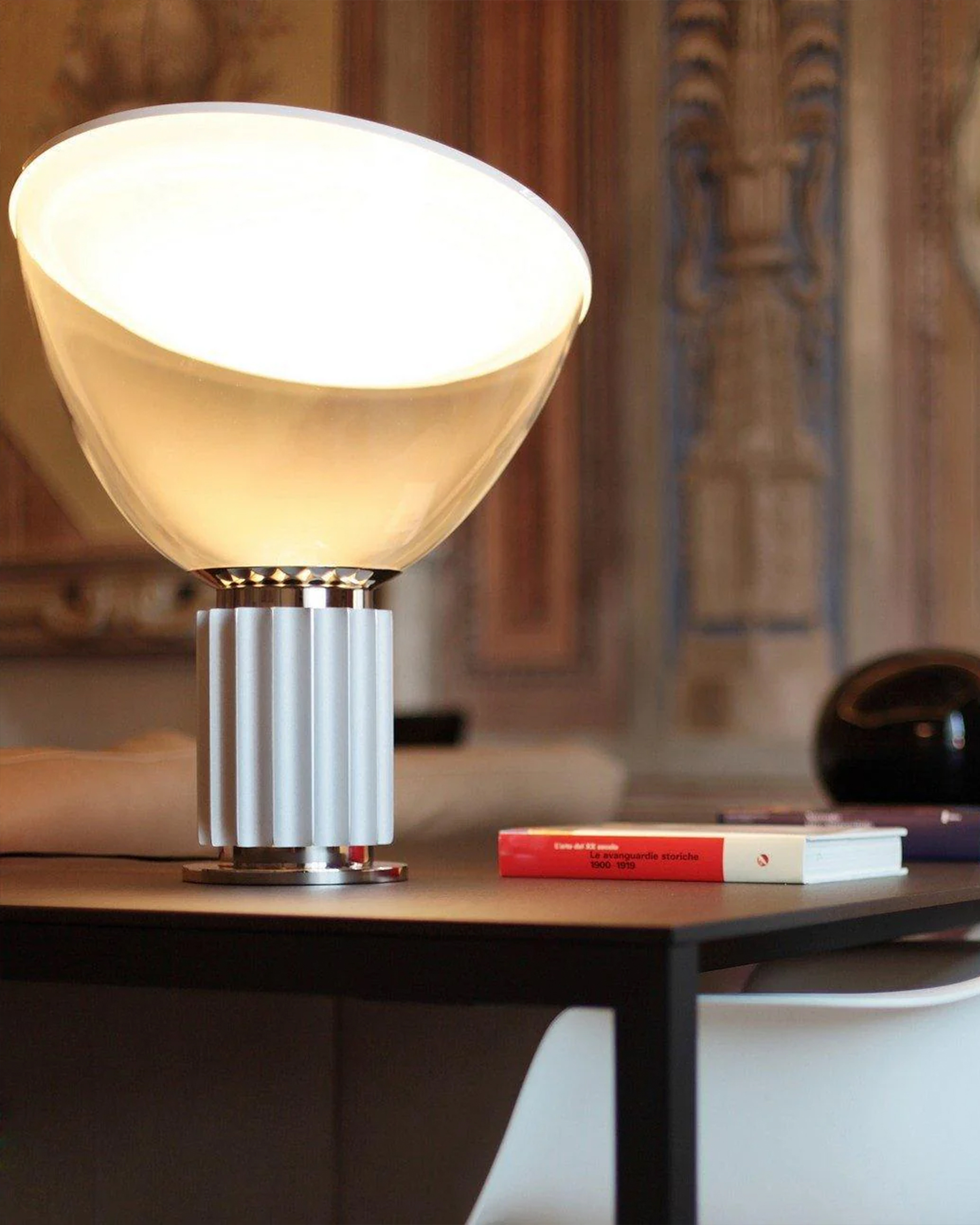 Radar Table Lamp