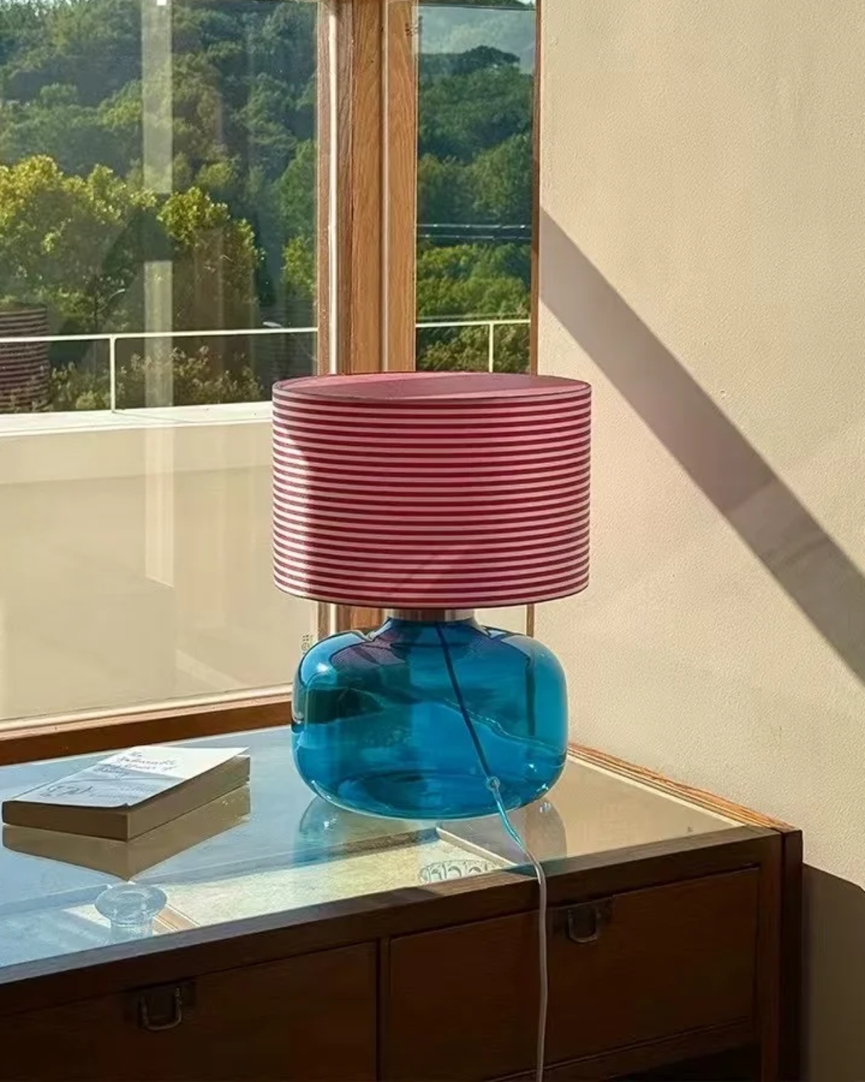Taffy Glass Table Lamp