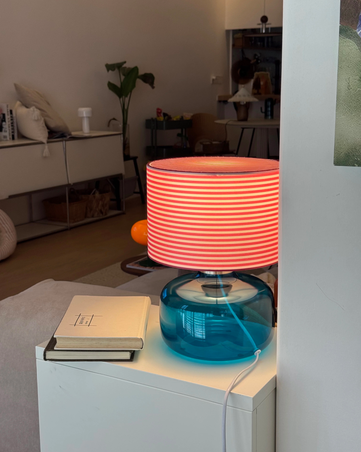 Taffy Glass Table Lamp