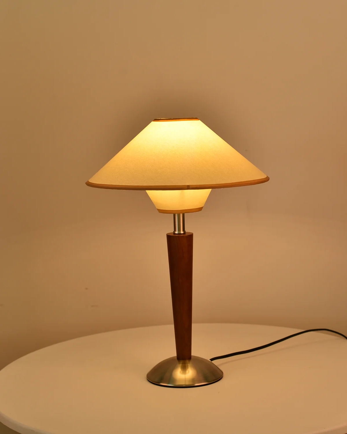 Talonwood Table Lamp
