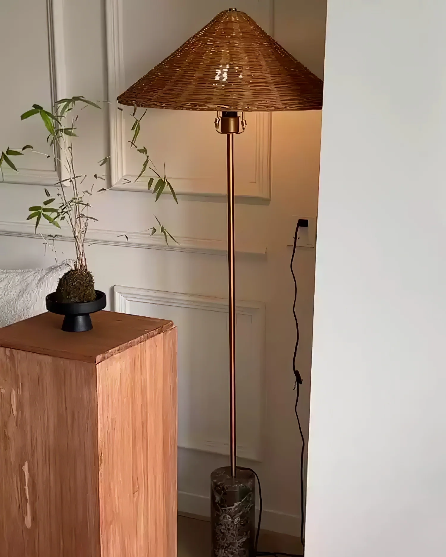 Tansu Floor Lamp