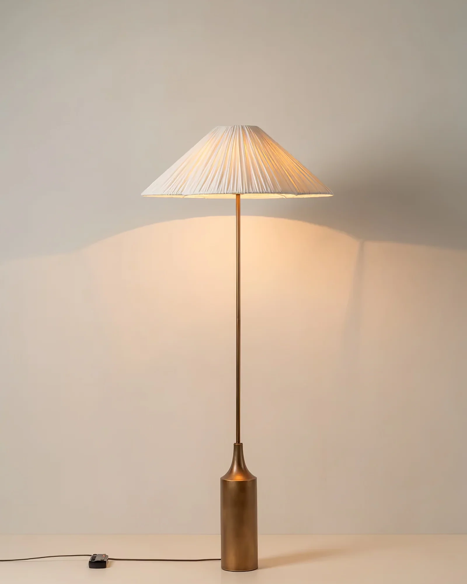 Tansu Floor Lamp