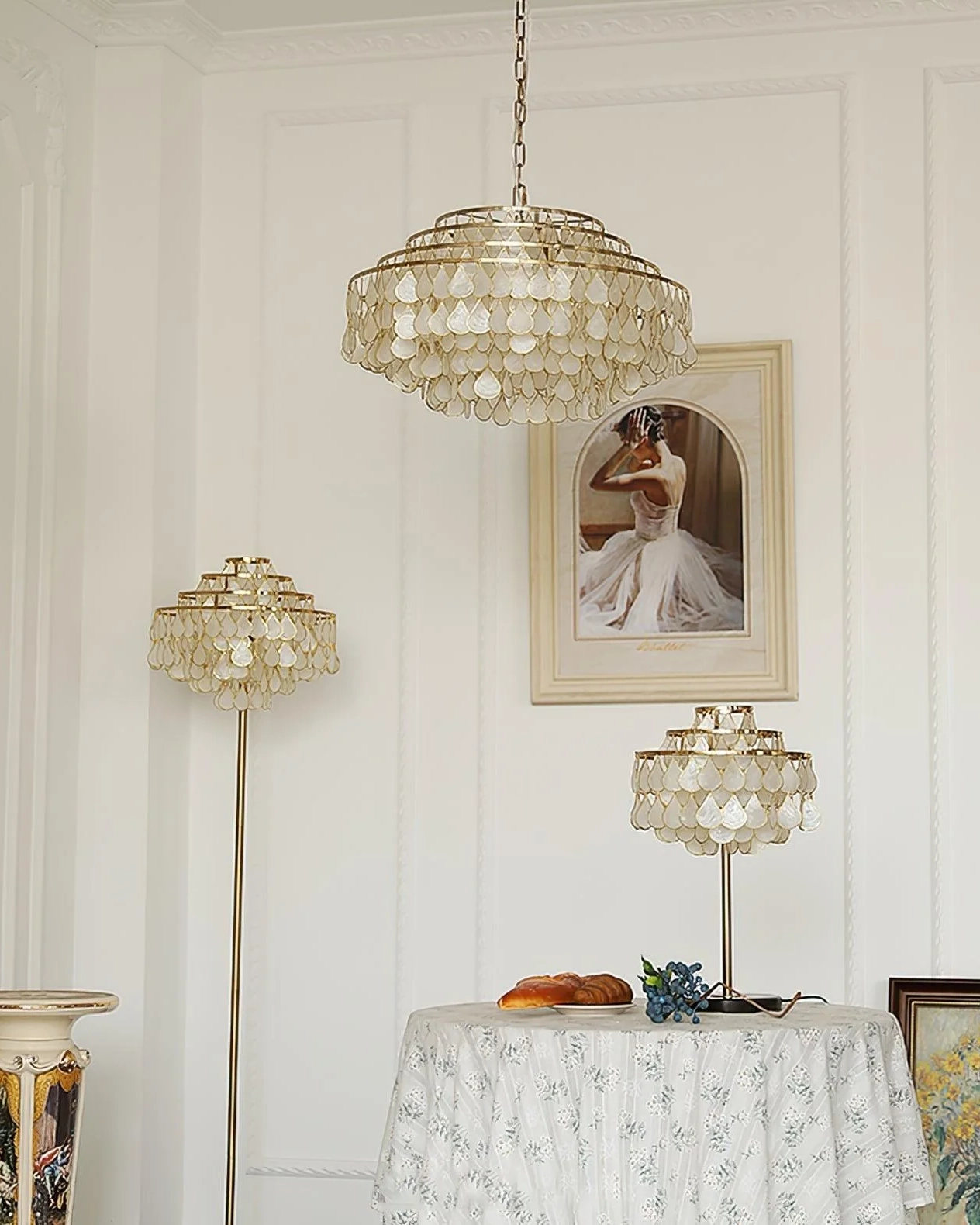 Teardrops Shell Chandelier