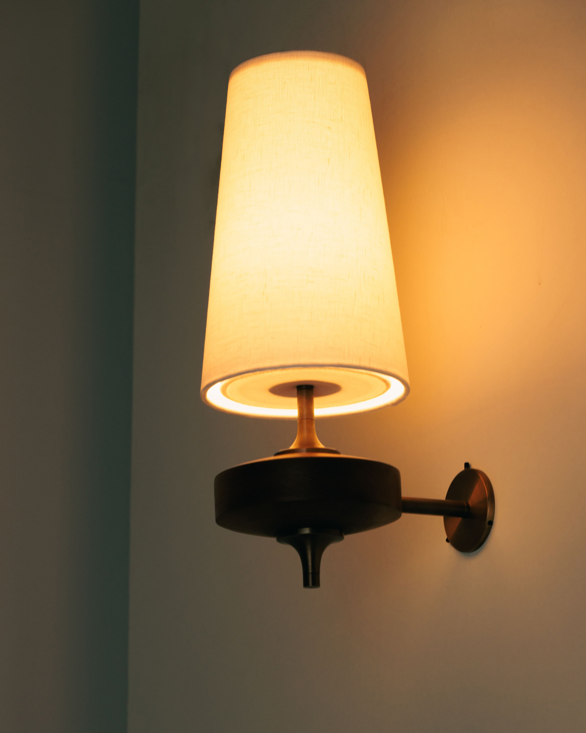 Terra Spindle Wall Lamp