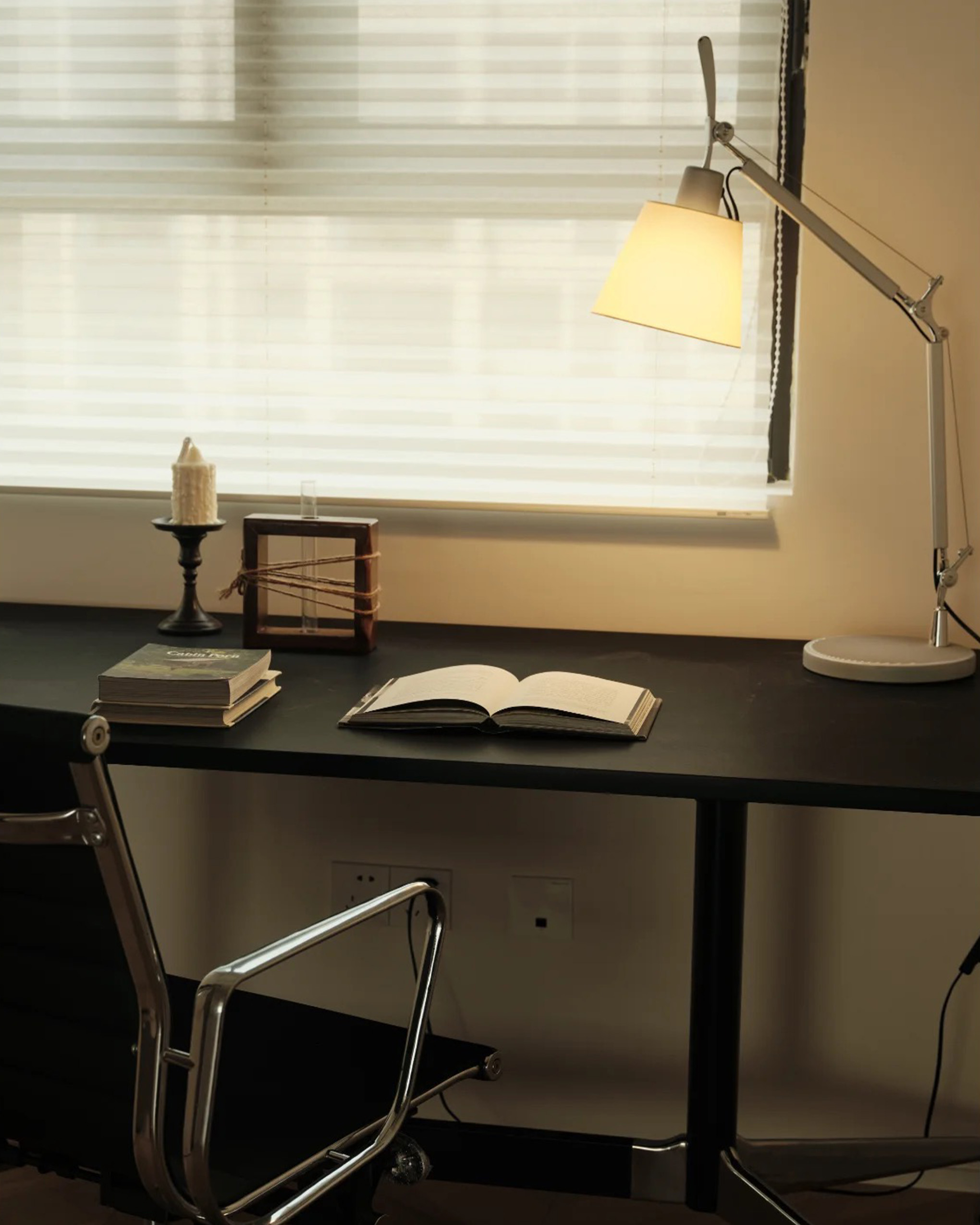Tolomeo Basculante Table Lamp