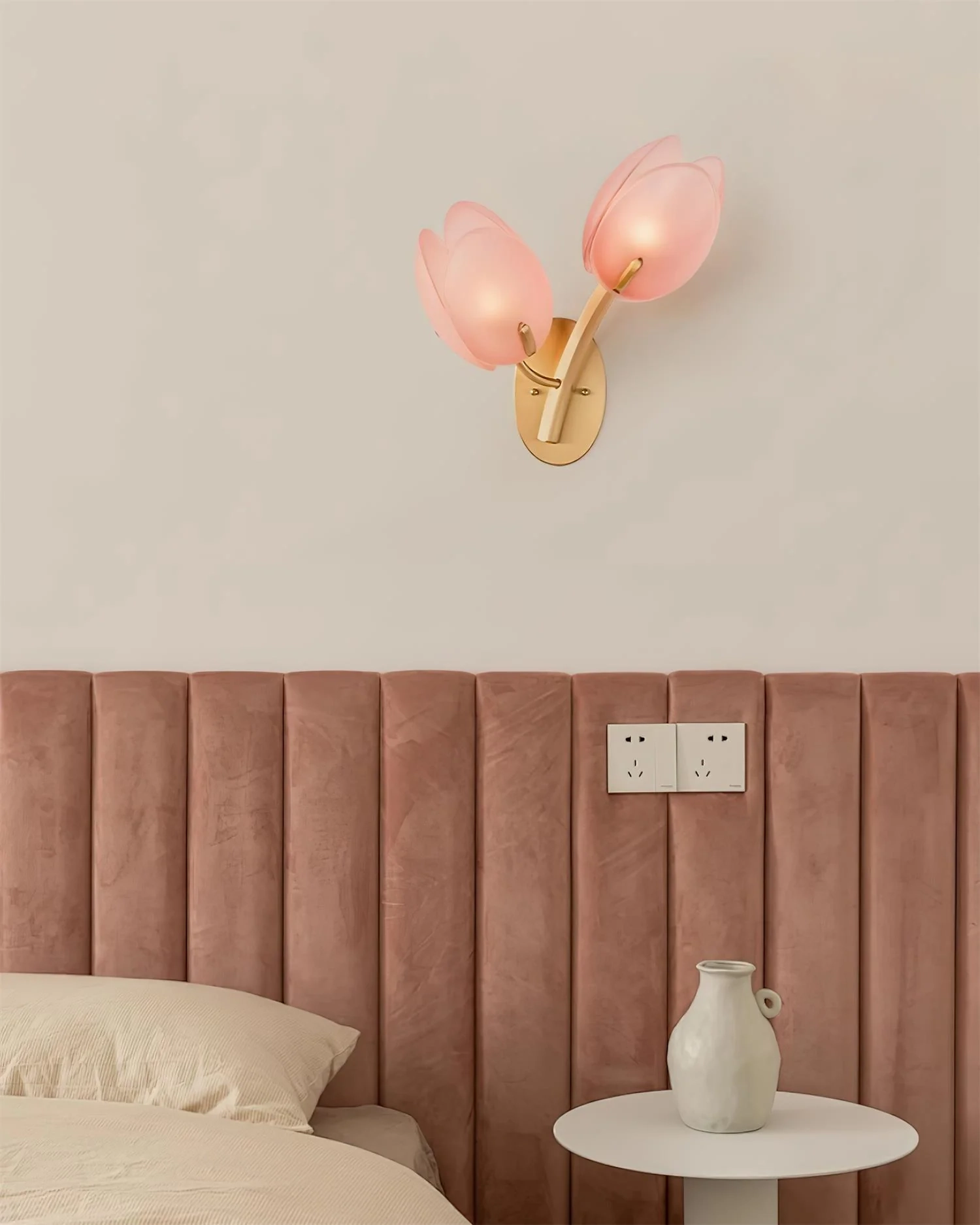 Tulip Bud Wall Lamp