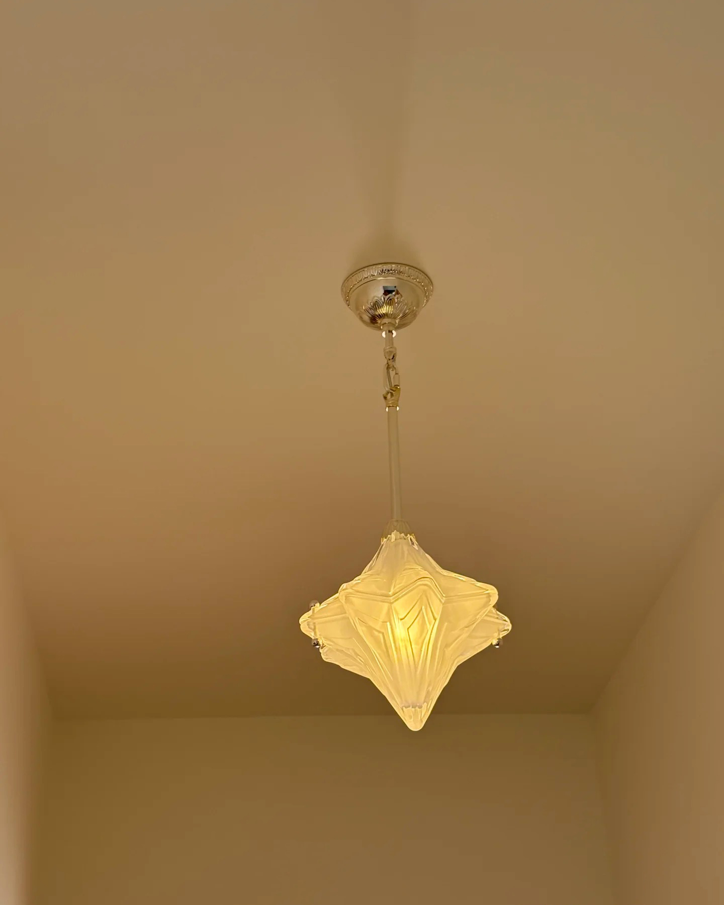 Twinkle Star Pendant Light