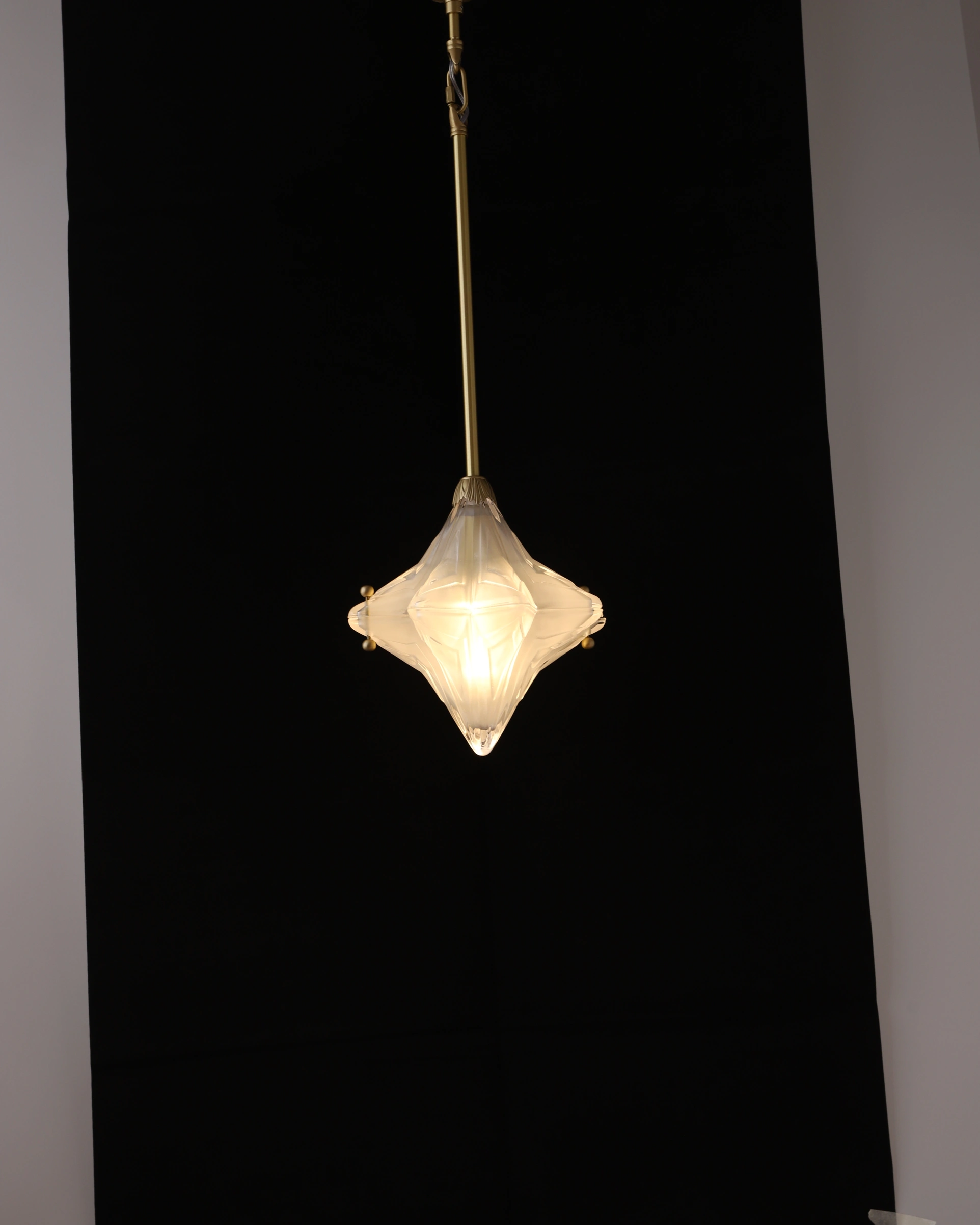 Twinkle Star Pendant Light