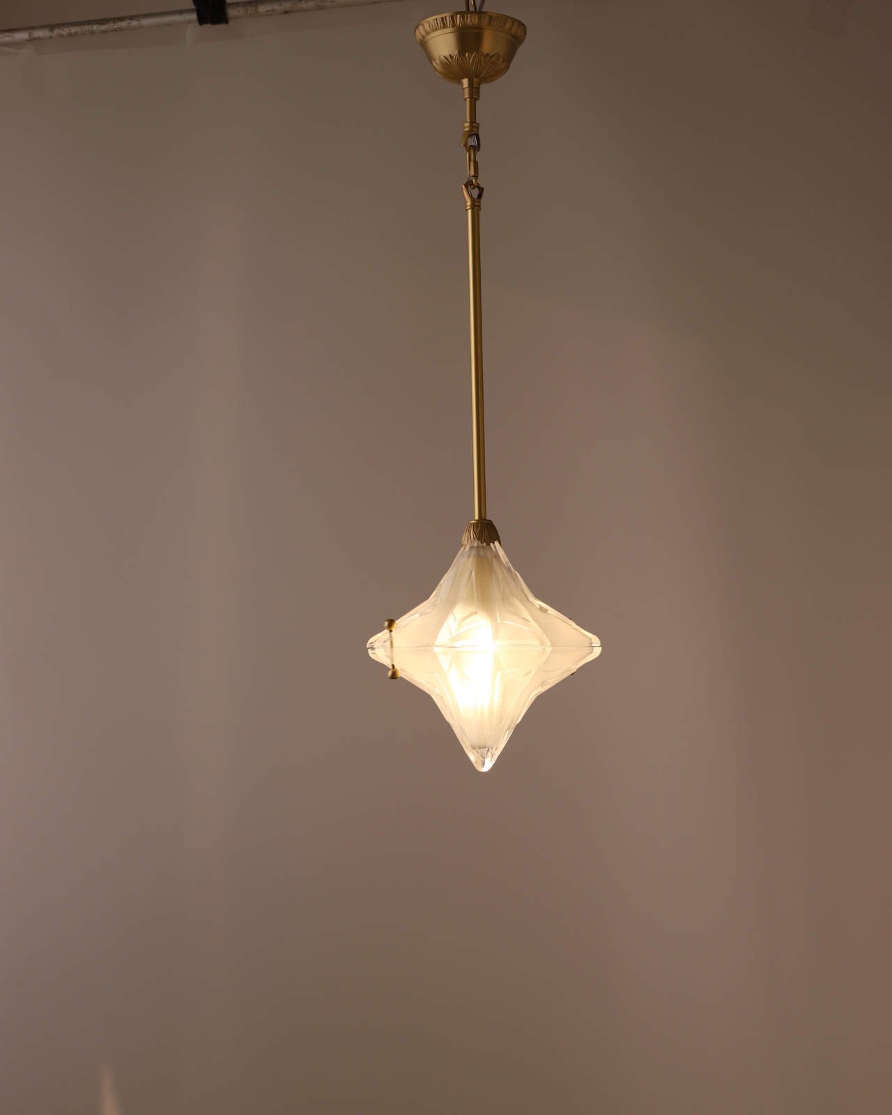 Twinkle Star Pendant Light
