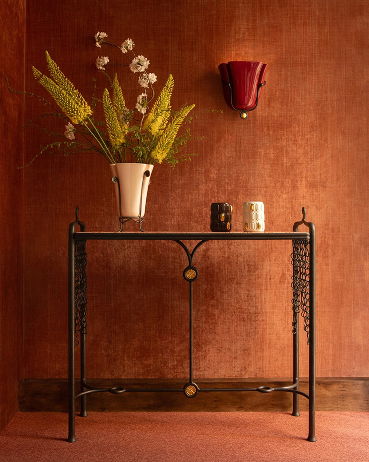 Vela Ceramic Wall Sconce