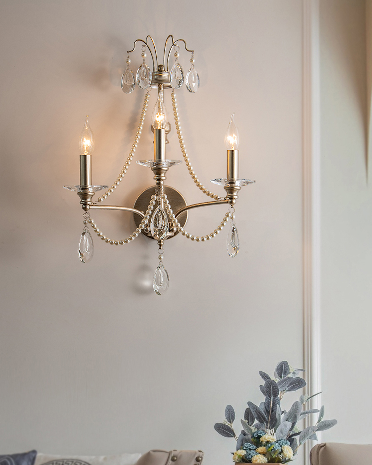 Versailles Pearl Wall Sconce