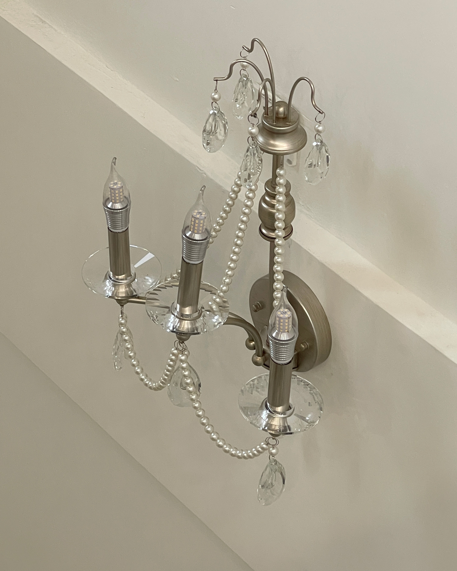 Versailles Pearl Wall Sconce