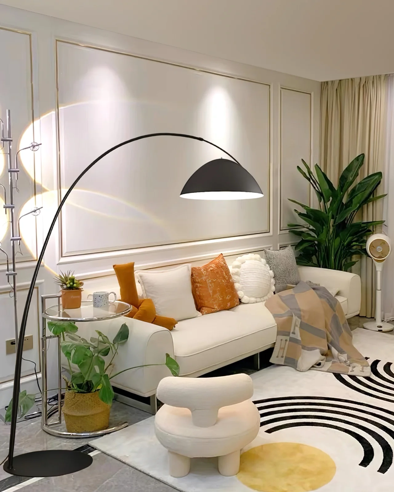 Verse Arc Floor Lamp