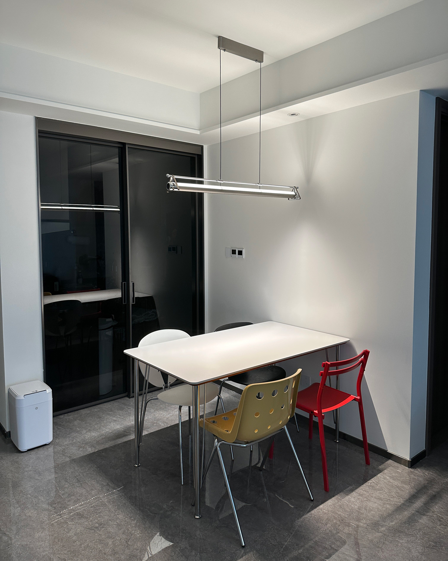 Verta Linear Pendant Light