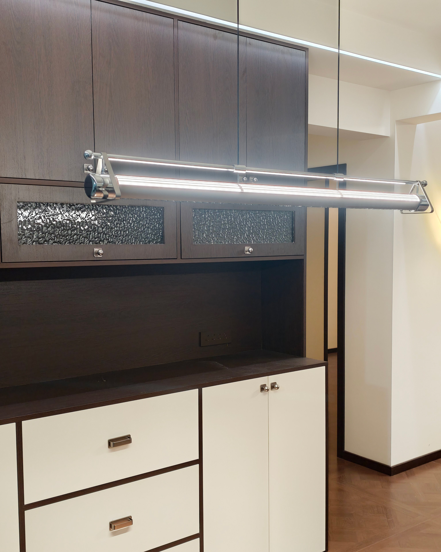 Verta Linear Pendant Light