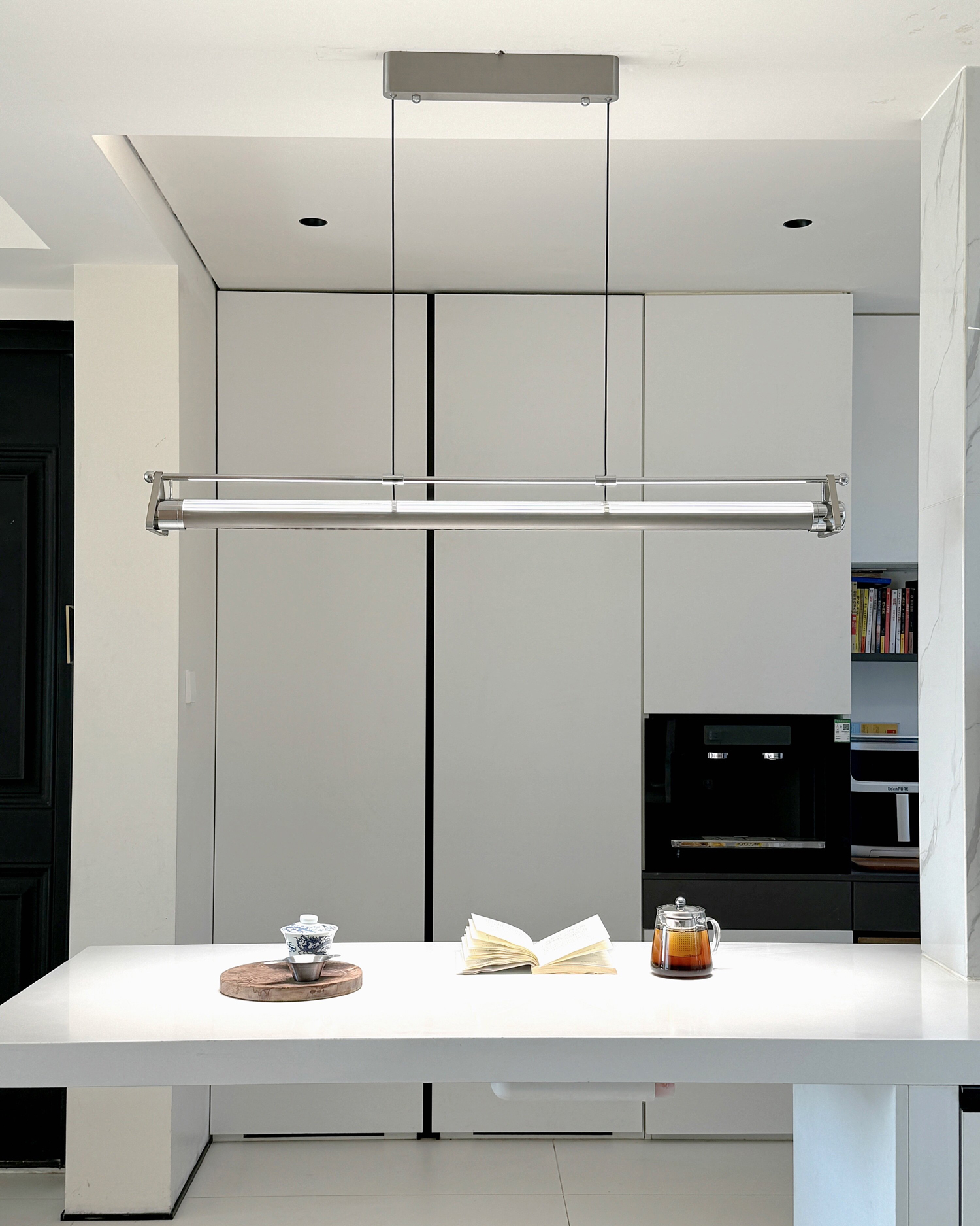 Verta Linear Pendant Light